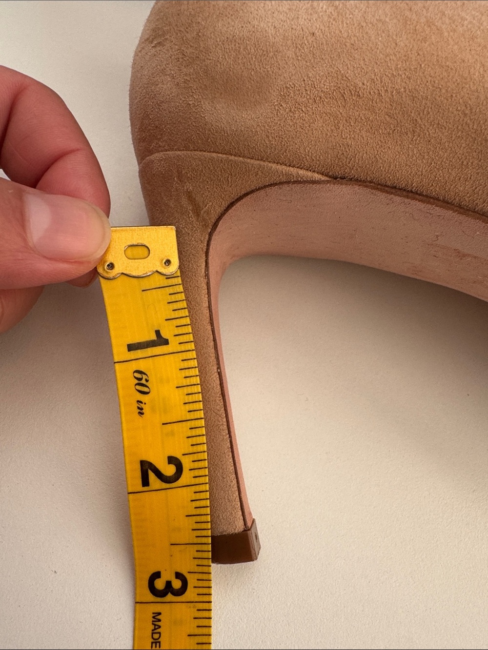 Stuart Weitzman Tan Suede Pointed-Toe Pumps size 6 - Picture 11 of 11